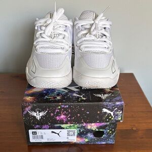 Puma Big Kids White Silver MB1 Lo JR LaMelo Ball Basketball Size 5.5